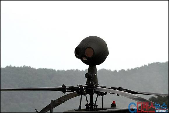 정찰헬기의 핵심장비인 MMS(MAST MOUNTED SIGHT) - 적외선 및 레이저거리측정기가 조합된 광학 유도시스템