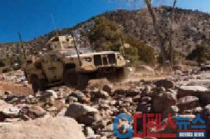 Oshkosh사의 L-ATV (사진출처 = army-technology.com)