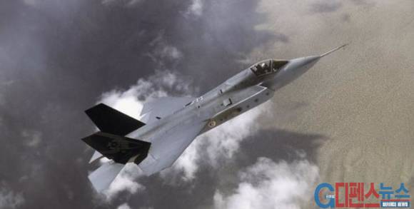 F-35 Lightning II 합동타격전투기 (사진출처 = janes.com)