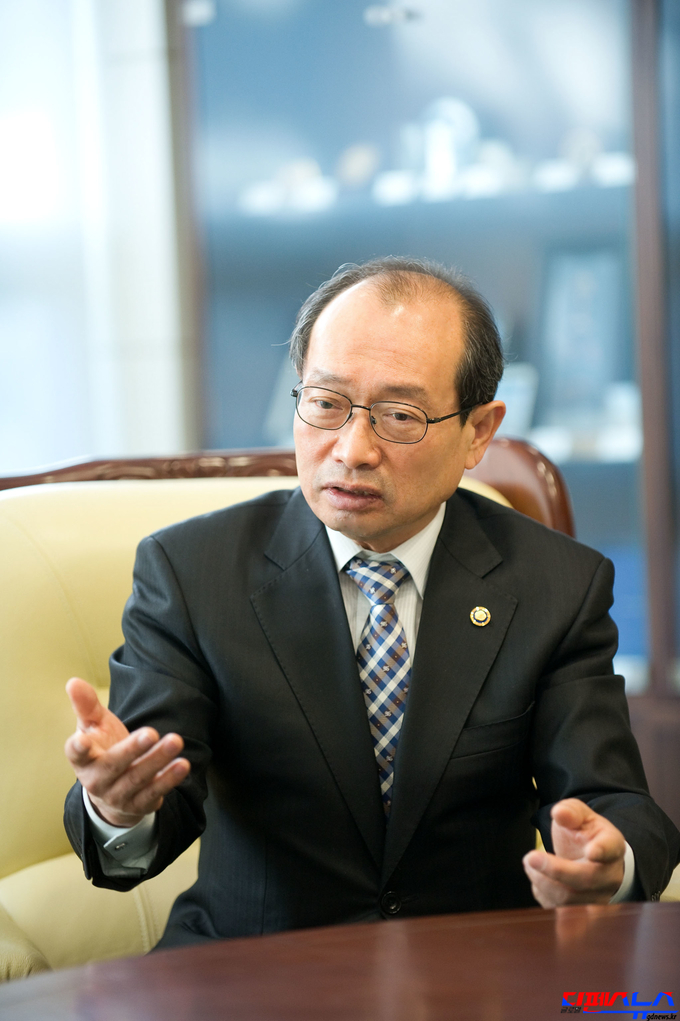 장명진 방사청장. '방산제품 수출을 위해서 최선을 다하겠다.'고 밝혔다.